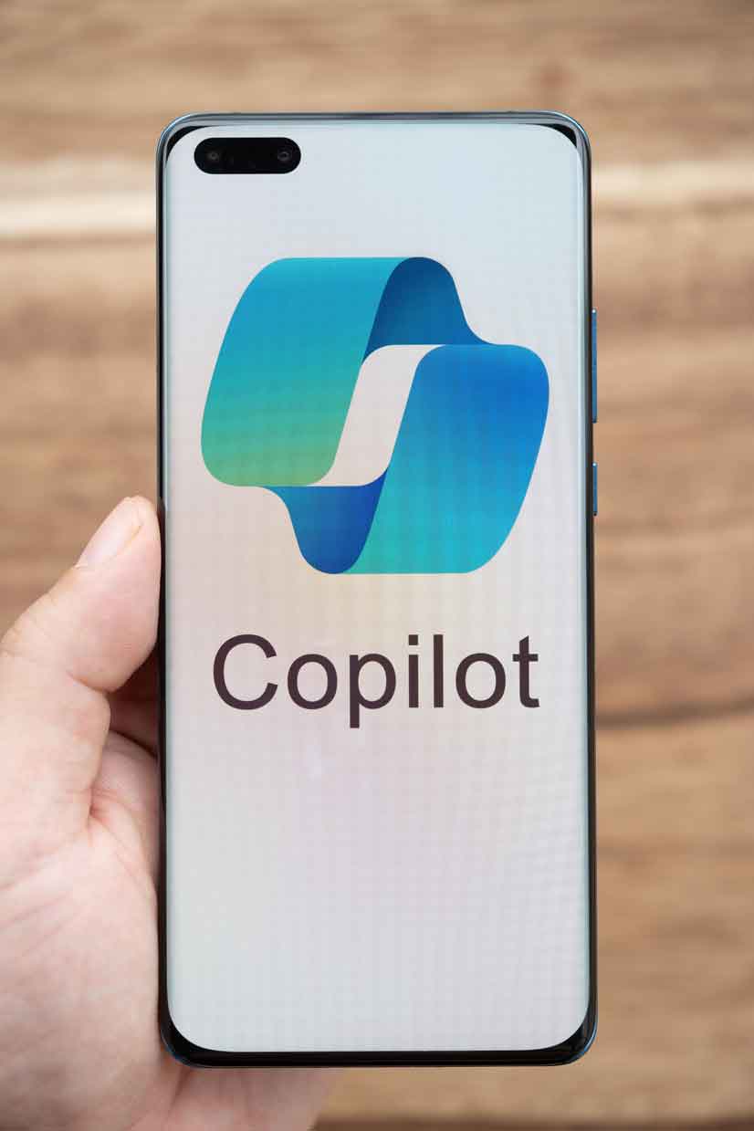 Copilotonphone-min2 Copilot on phone